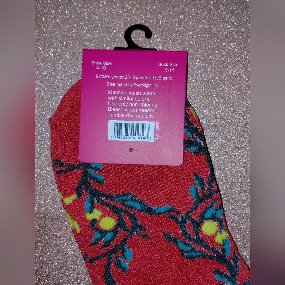 EVER RIGHT  Red Floral Patterned-Holiday Socks - Picture 5 of 5